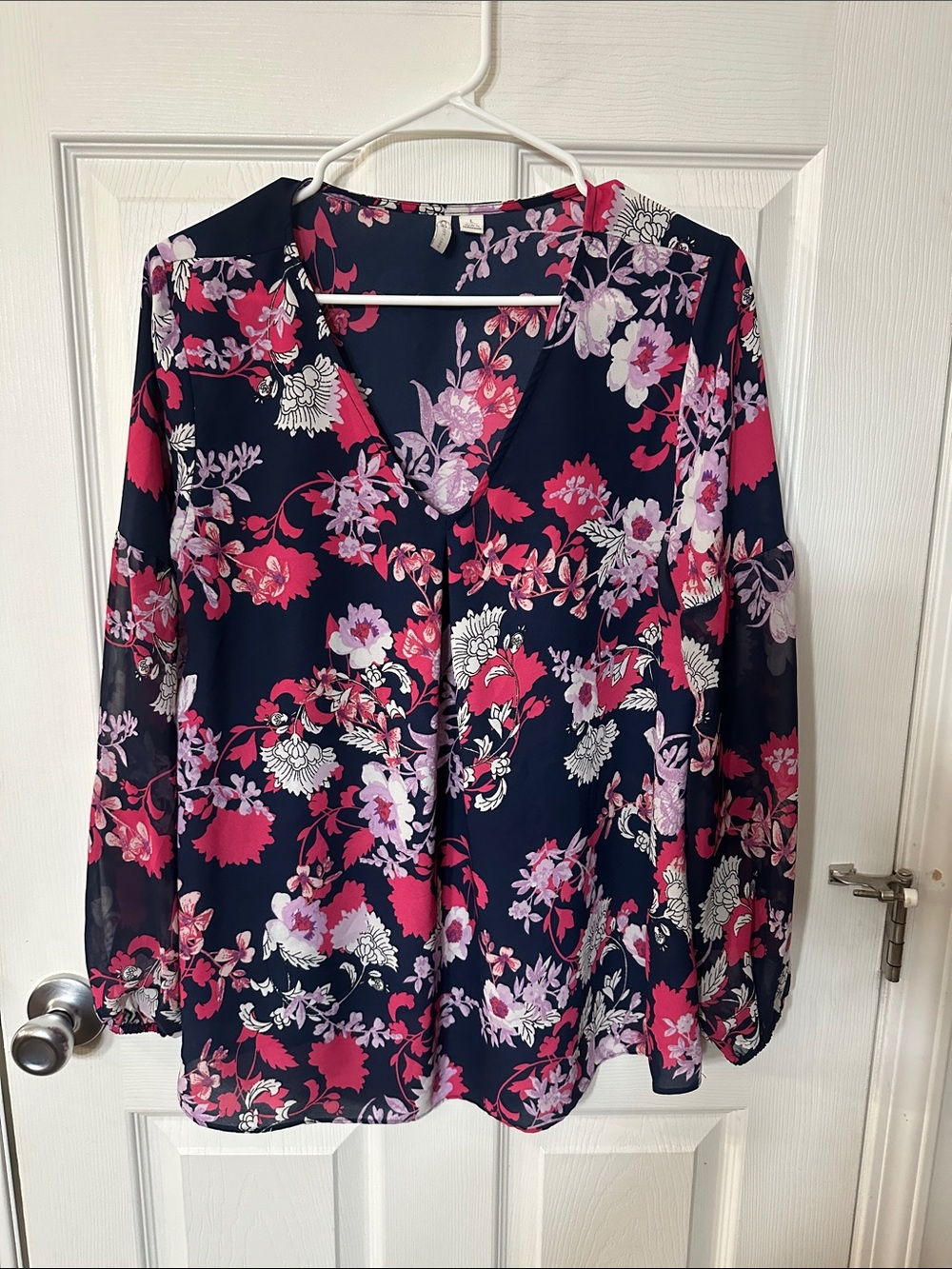 Cato Navy Floral V-Neck Blouse - Pink & White Floral Print